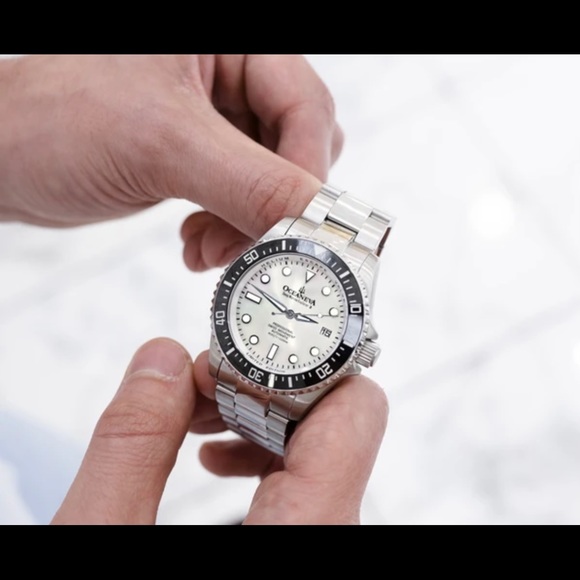 Oceaneva Deep Marine Explorer II Dive Watch Auto - Picture 6 of 6